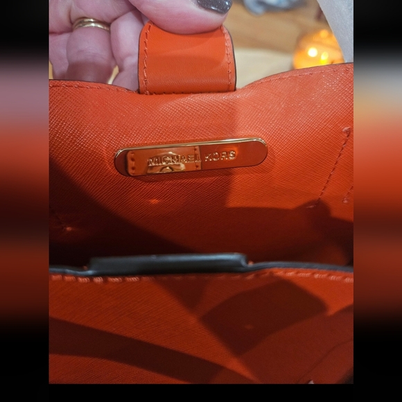 Nwt $498 Michael Kors Orange Tote Bag - Picture 7 of 7